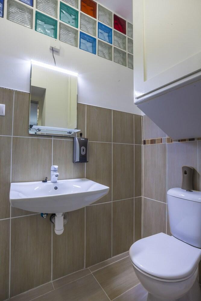 Luxury Air-Conditioned Rooms In Old Town Bratislava Ngoại thất bức ảnh