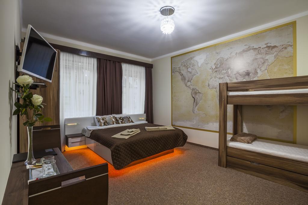 Luxury Air-Conditioned Rooms In Old Town Bratislava Ngoại thất bức ảnh