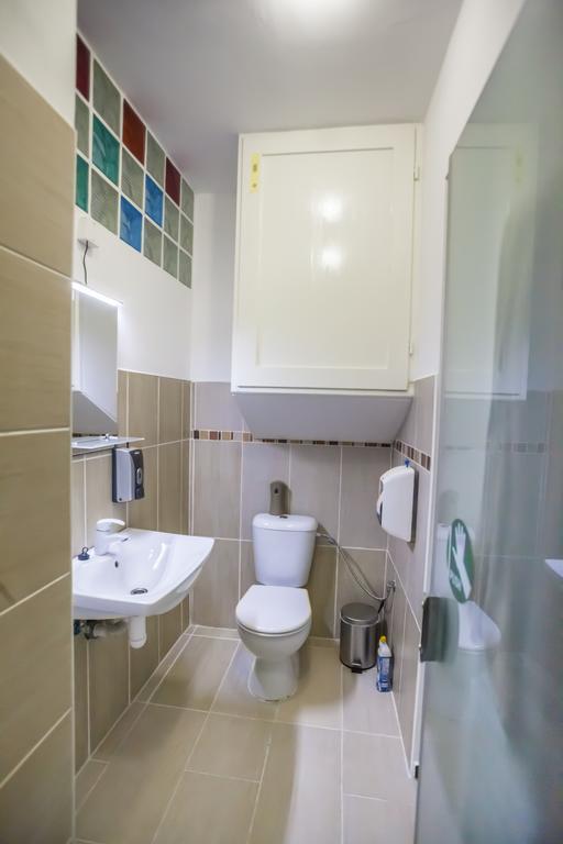Luxury Air-Conditioned Rooms In Old Town Bratislava Ngoại thất bức ảnh